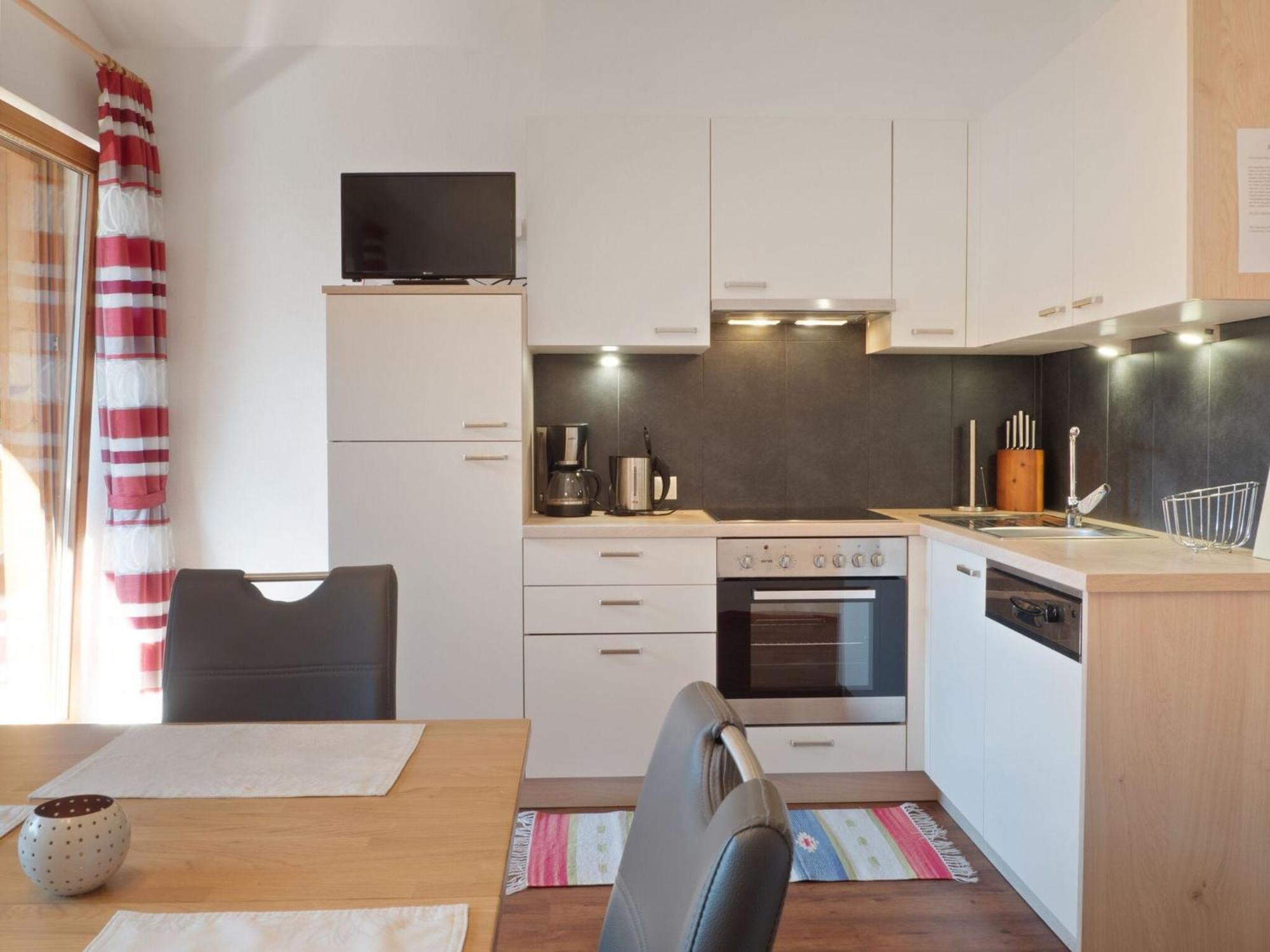 Lovely Apartment With Terrace In Fuegenberg Exterior photo