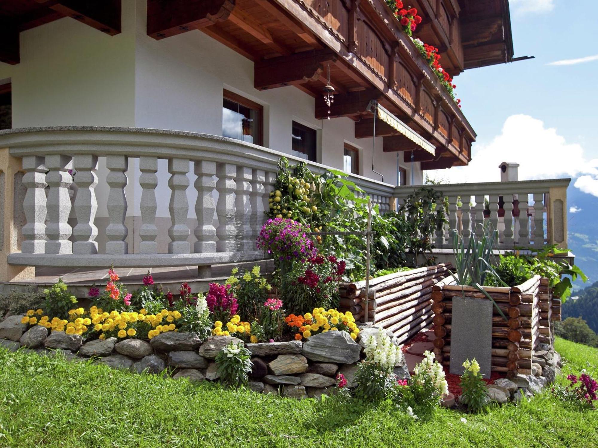 Lovely Apartment With Terrace In Fuegenberg Exterior photo
